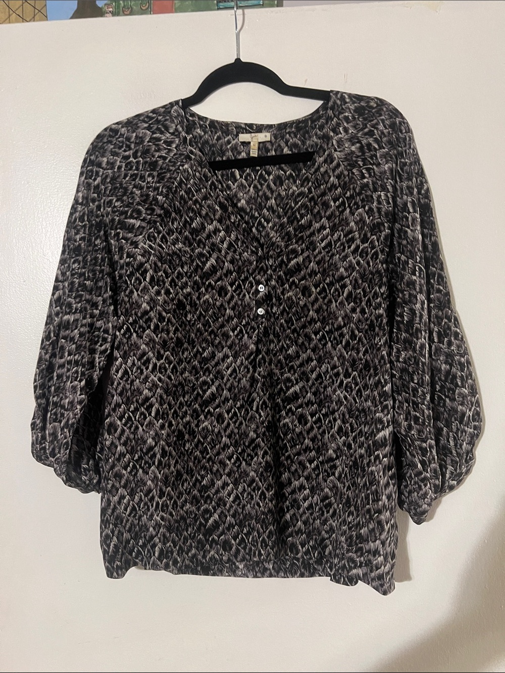 Joie 100% silk 3/4 length sleeve blouse